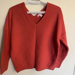 Ladies pink pullover (L)